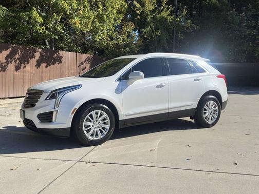 2017 Cadillac XT5 Base