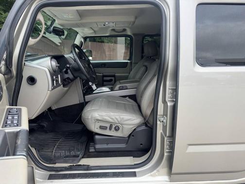 2004 Hummer H2 Base