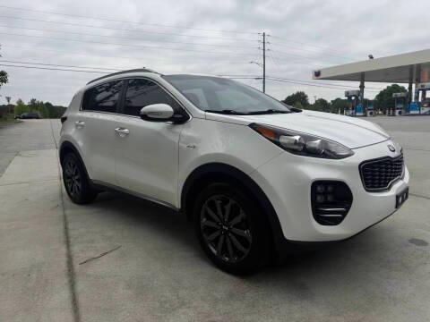 White 2018 Kia Sportage EX