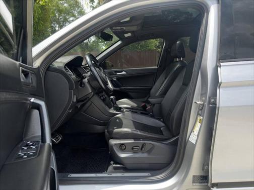 2020 Volkswagen Tiguan 2.0T SE R-Line Black