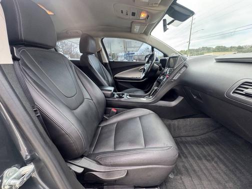 2013 Chevrolet Volt Base