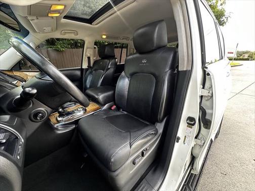2014 INFINITI QX80 Base