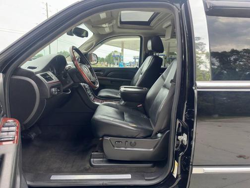2010 Cadillac Escalade EXT Luxury