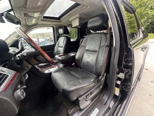 2010 Cadillac Escalade EXT Luxury