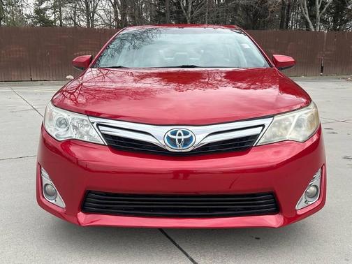 2013 Toyota Camry Hybrid XLE