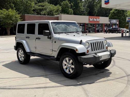 Bright Silver Metallic Clearcoat 2012 Jeep Wrangler Unlimited Sahara