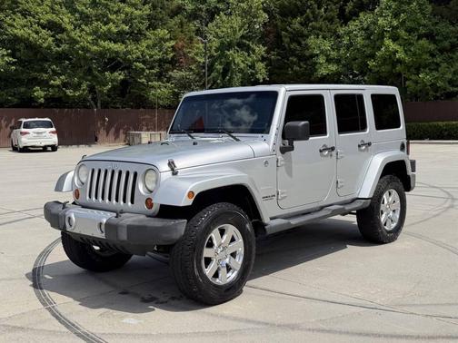 Bright Silver Metallic Clearcoat 2012 Jeep Wrangler Unlimited Sahara