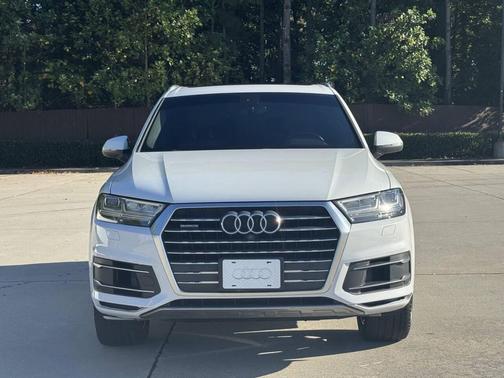 2017 Audi Q7 3.0T Premium