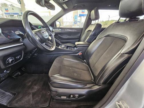 Silver Zynith 2021 Jeep Grand Cherokee L Altitude