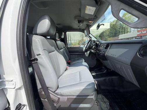 Oxford White 2013 Ford F-250 XL