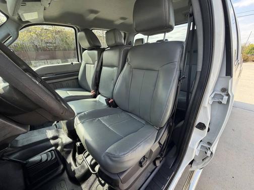 Oxford White 2013 Ford F-250 XL