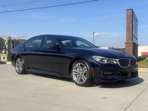 2018 BMW 750 i xDrive