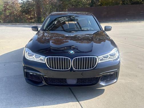 2018 BMW 750 i xDrive