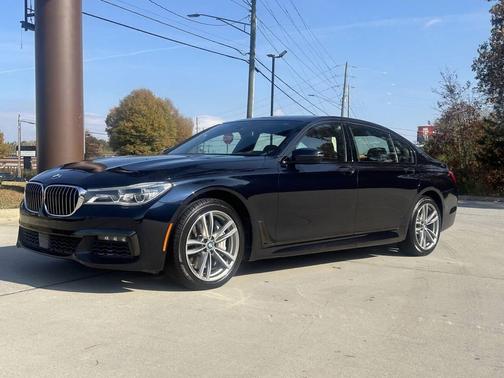 2018 BMW 750 i xDrive