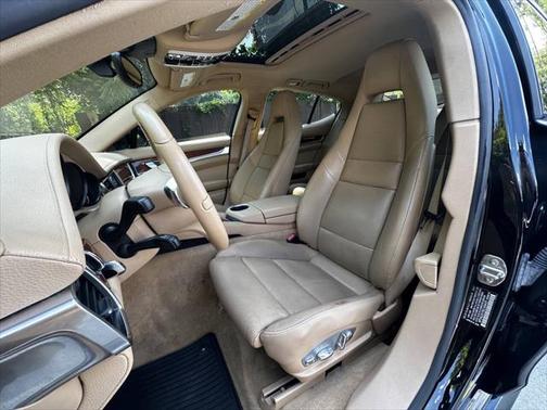 2014 Porsche Panamera E-Hybrid S