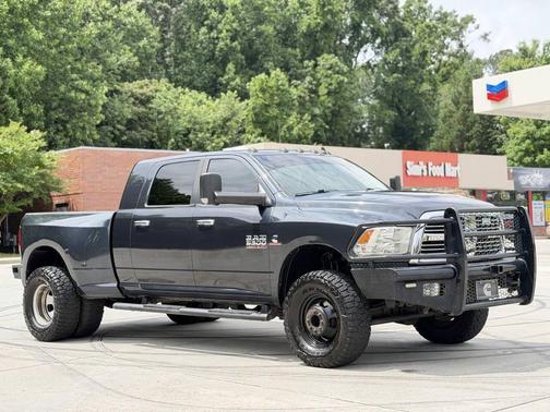 Maximum Steel Metallic Clearcoat 2013 RAM 3500 Big Horn