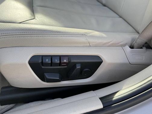 Champagne 2013 BMW 328 328i 4dr Sedan