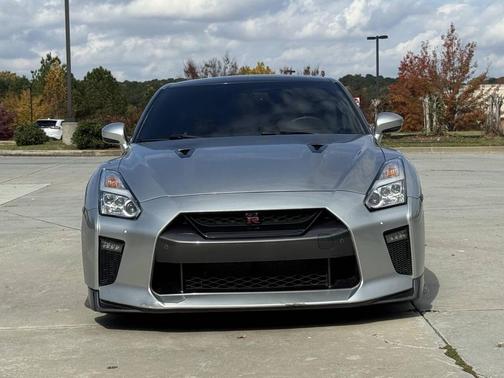 2018 Nissan GT-R Premium