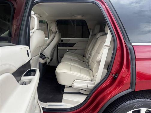 2019 Lincoln Navigator Select