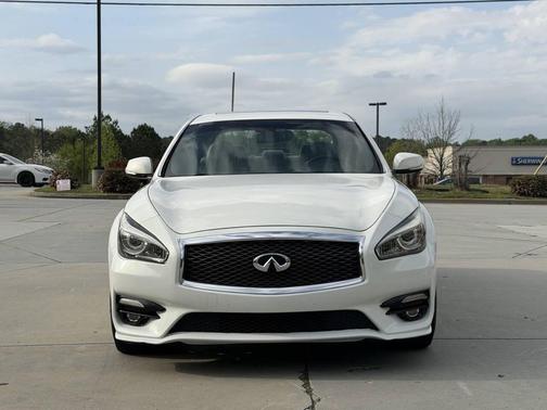 Moonlight White 2015 INFINITI Q70 3.7