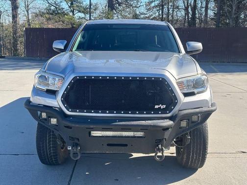 2016 Toyota Tacoma SR5