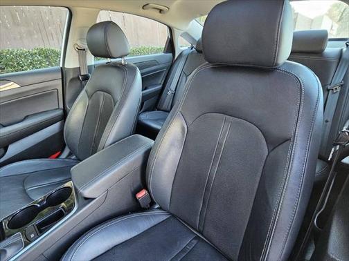 2018 Hyundai SONATA Limited
