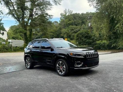 2019 Jeep Cherokee Overland