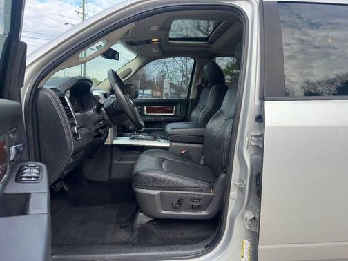 2011 Dodge Ram 1500 Laramie