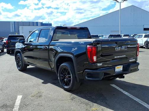2022 GMC Sierra 1500 Elevation