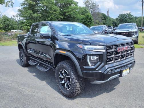 2024 GMC Canyon AT4X