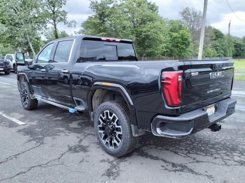 2024 GMC Sierra 2500 Denali Ultimate