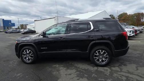 2023 GMC Acadia AWD SLT