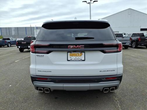 2026 GMC Acadia Elevation FWD