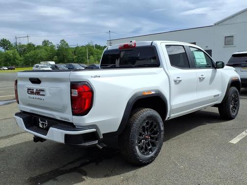 Summit White 2026 GMC Canyon Elevation