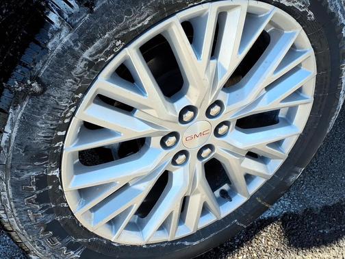 2026 GMC Acadia Elevation AWD