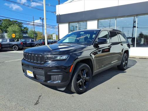 2023 Jeep Grand Cherokee L Altitude