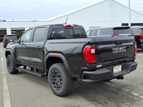 Onyx Black 2026 GMC Canyon Elevation