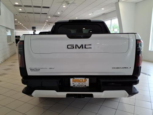 Summit White 2025 GMC Sierra EV Extended Range Denali