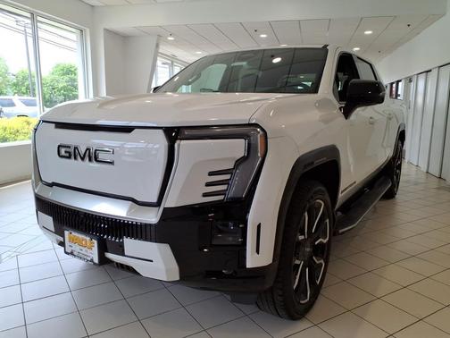 Summit White 2025 GMC Sierra EV Extended Range Denali
