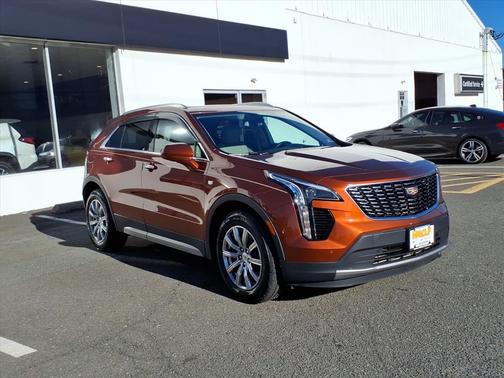 2019 Cadillac XT4 Premium Luxury