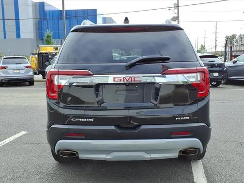 2023 GMC Acadia AWD SLT