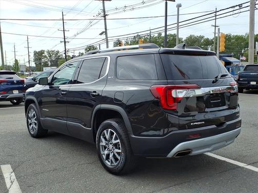 2023 GMC Acadia AWD SLT