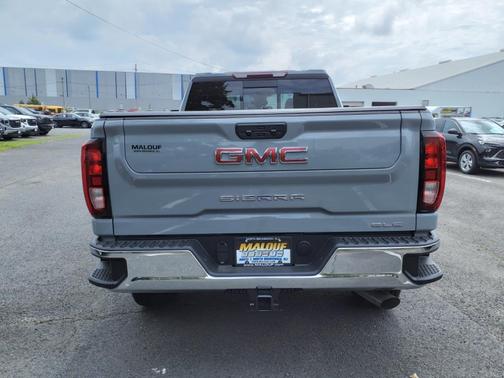2024 GMC Sierra 2500 SLE