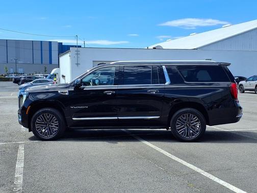 2025 GMC Yukon XL 4WD Elevation