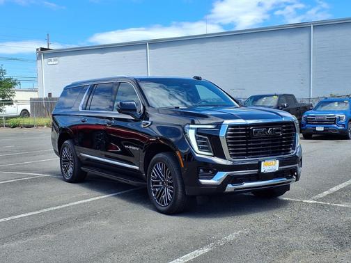 2025 GMC Yukon XL 4WD Elevation