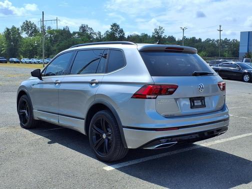 2019 Volkswagen Tiguan 2.0T SEL R-Line 4MOTION