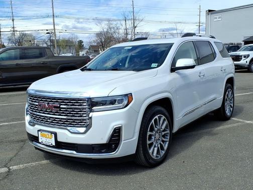 White Frost Tricoat 2023 GMC Acadia Denali