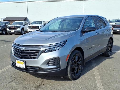 Sterling Gray Metallic 2024 Chevrolet Equinox LS