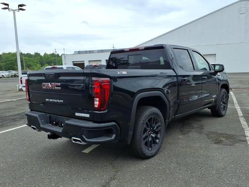 Onyx Black 2026 GMC Sierra 1500 Elevation