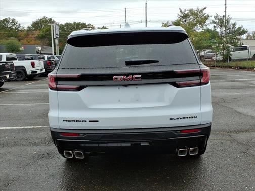 2026 GMC Acadia Elevation AWD